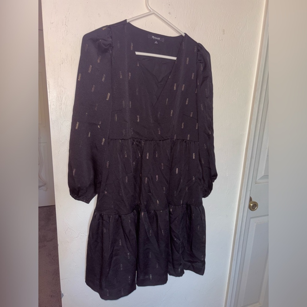 Madewell Women’s X-Small Metallic Jacquard Faux-Wrap Tiered Mini